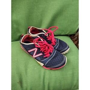 New Balance Minimus Size 7.5 B‎ Running Shoes Navy Blue Pink